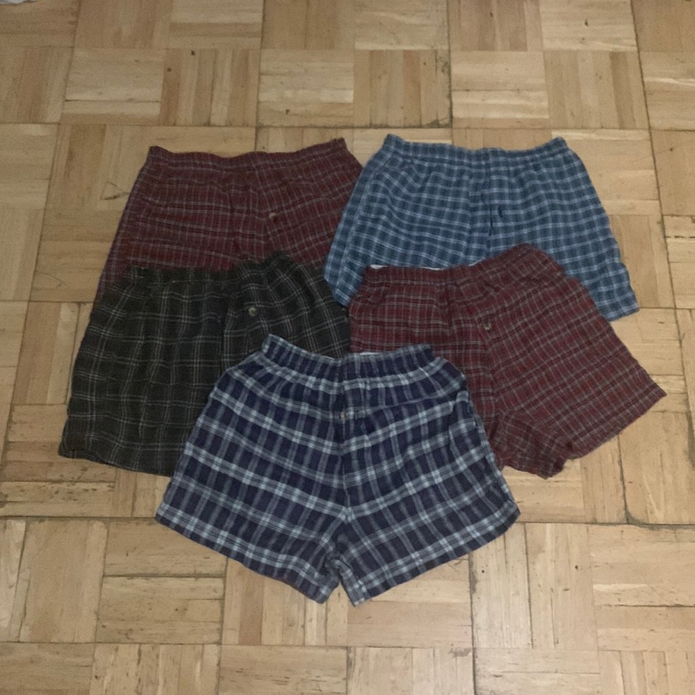 Selling boys boxer’s in very good condition any questions feel free to ask 😊
